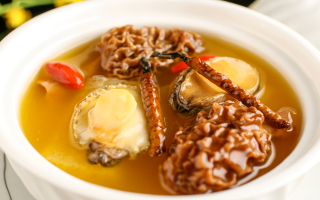 冬蟲夏草鮮草煲湯全攻略：解鎖滋補(bǔ)鮮香的奧秘